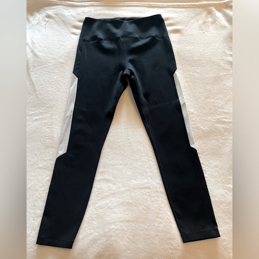 Zyia Luxe High Rise Black w/White Stripe 7/8 Length Sz 12